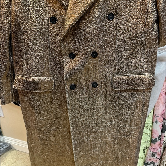 Dolce & Gabanna Overcoat size XL, never worn with tags was too big for me - Picture 4 of 8